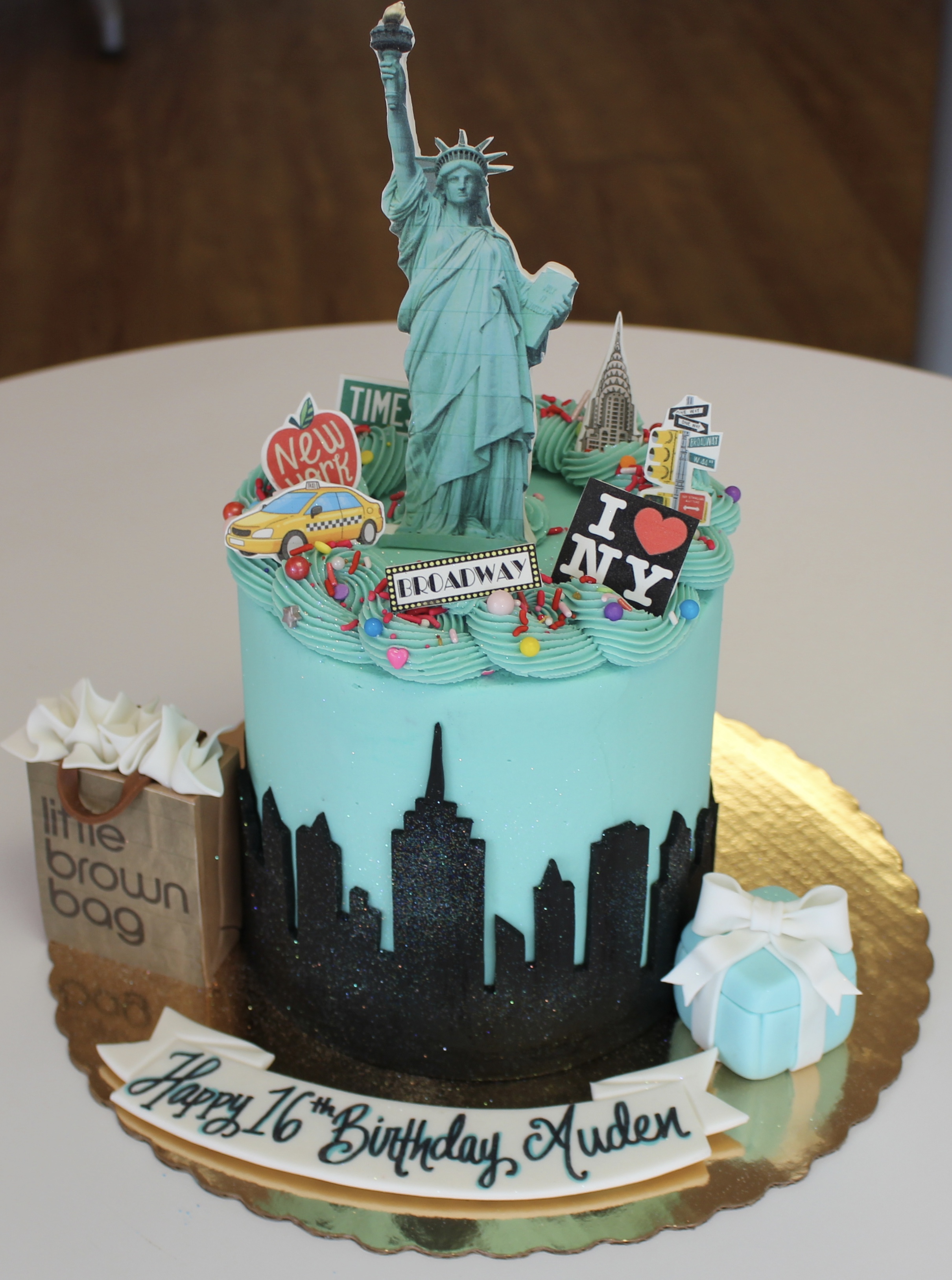 Statue of Liberty Green I Love NY Cake with Fondant NYC Skyline Tiffany Box and Little Brown Bag
